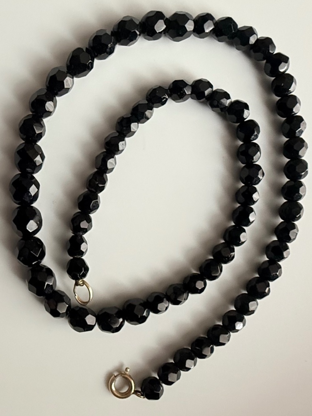 Vintage Black Glass Necklace - Picture 3 of 6